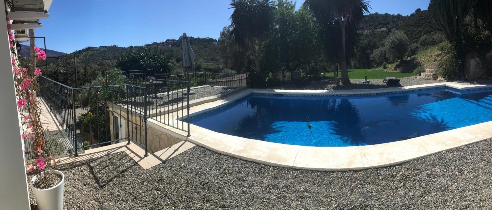 Penthouse Apartment, Cortijo Fruitful Hills Málaga Exteriör bild